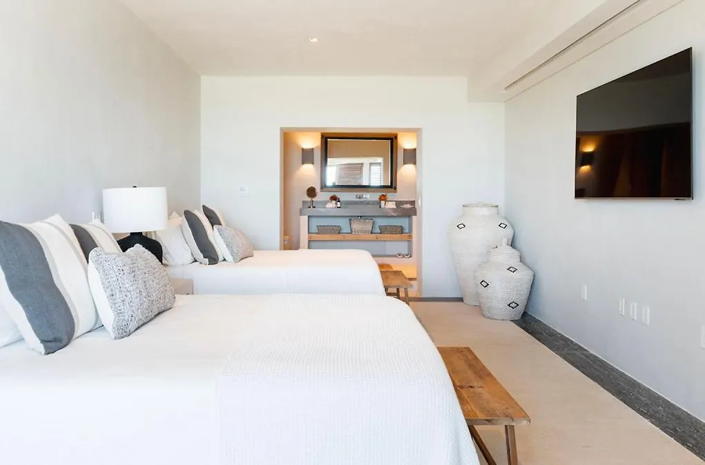 All Inclusive Holiday In Your Private Beachfront Villa - 7 Bedrooms Cancun