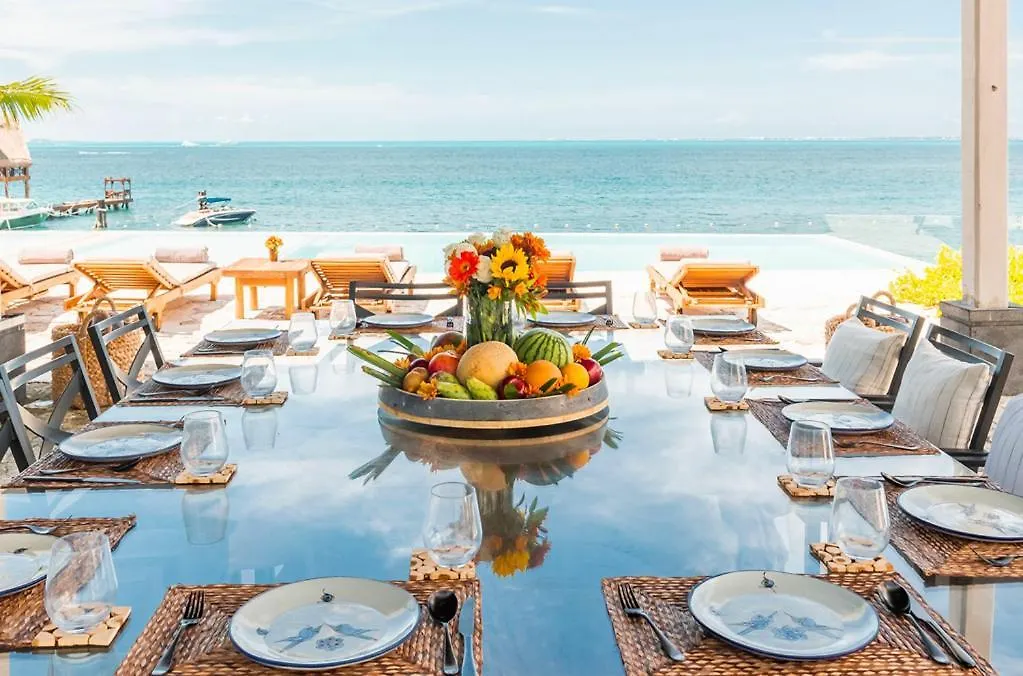 All Inclusive Holiday In Your Private Beachfront Villa - 7 Bedrooms Cancún