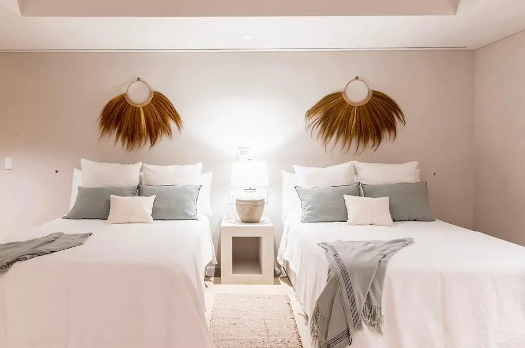 All Inclusive Holiday In Your Private Beachfront Villa - 7 Bedrooms Cancún