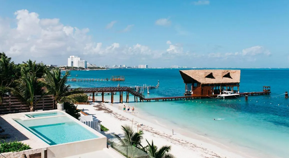 All Inclusive Holiday In Your Private Beachfront Villa - 7 Bedrooms Cancún Messico